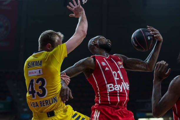 足球事业的 足球事业的